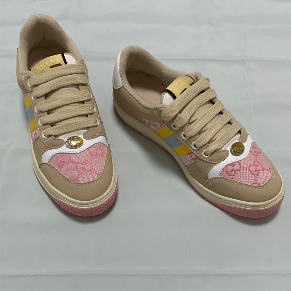 Gucci Women's Beige and Pink Sneakers